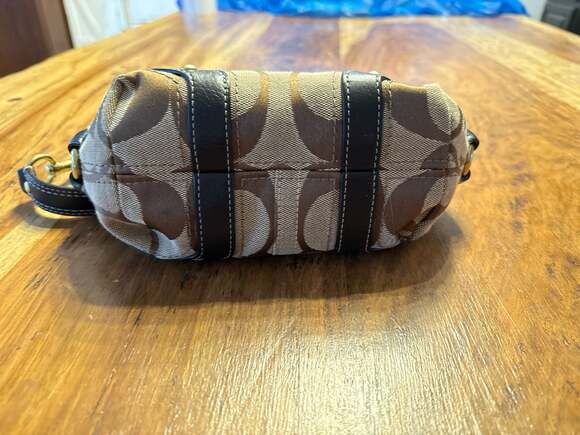 Coach Signature Mini Carly Shoulder Bag 40347 Brown Jacquard y2k - Picture 7 of 7